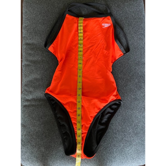 Reversible Speedo Endurance Swimsuit! - Picture 5 of 7